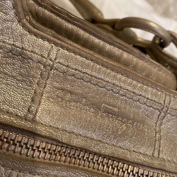 Salvatore Ferragamo shoulder bag , well loved - Picture 2 of 10